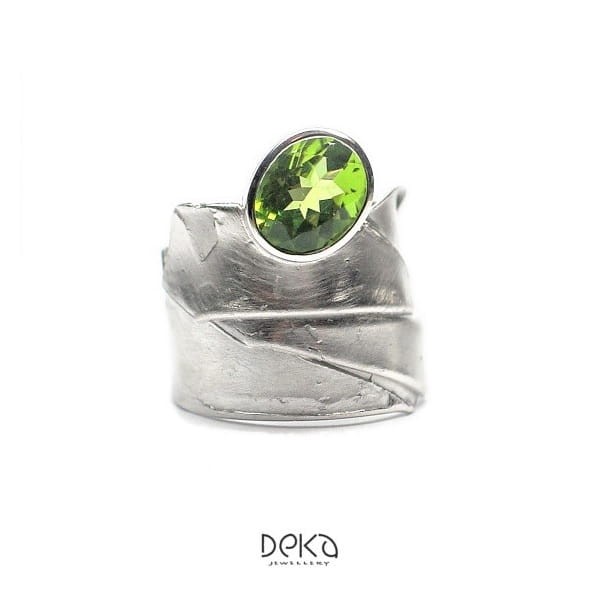 tasiemka z oliwinem.jpg