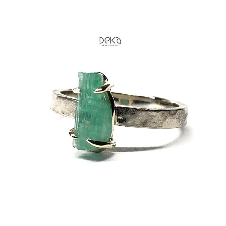 pierscionek ze szmaragdem.jpg