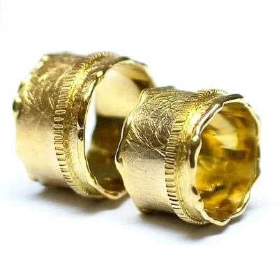 Złote, szerokie obrączki, Kraków