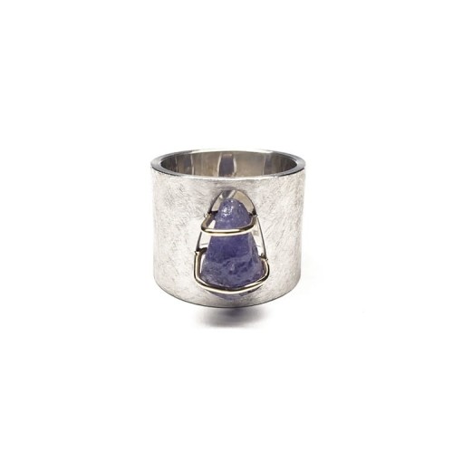 tanzanite ring 5.jpg
