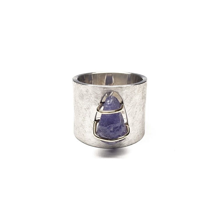 tanzanite ring 5.jpg