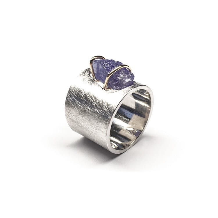 tanzanite ring 3.jpg